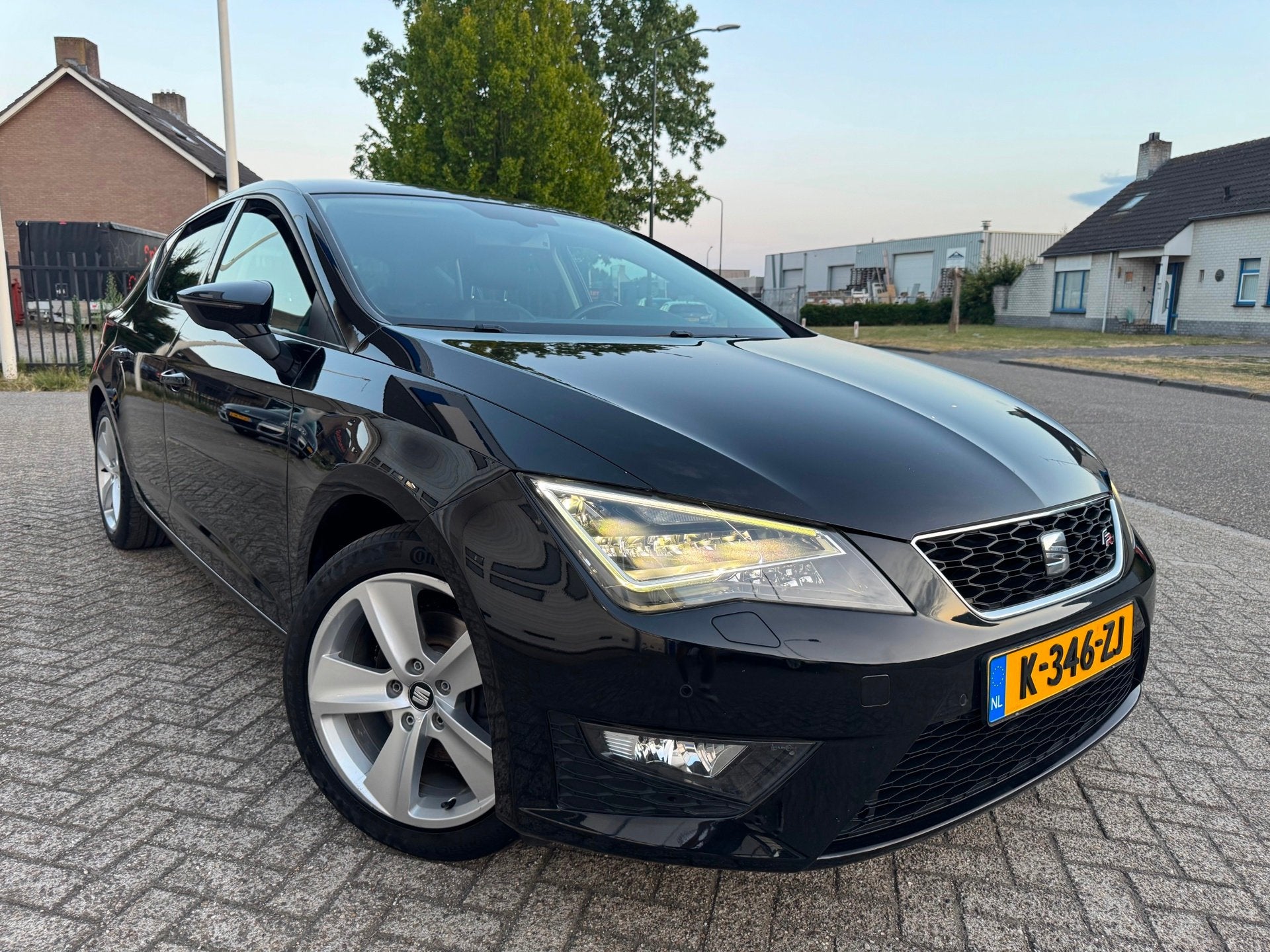 Seat Leon 1.4 EcoTSI FR Connect Automaat, Alcantara, Navi, Auto's, Gebruikt, Euro 6, 4 cilinders, 150 pk