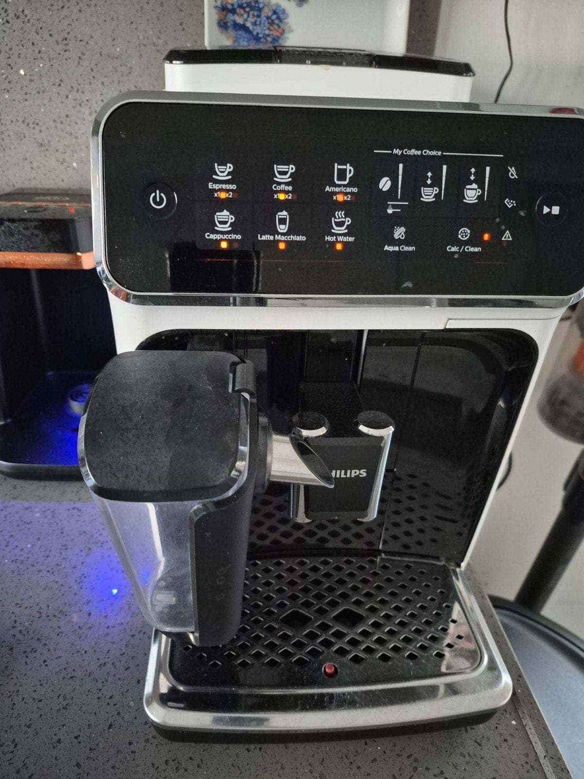 Philips Volautomatische Espressomachine, Espresso apparaat, 10 kopjes of meer, Zo goed als nieuw, Afneembaar waterreservoir