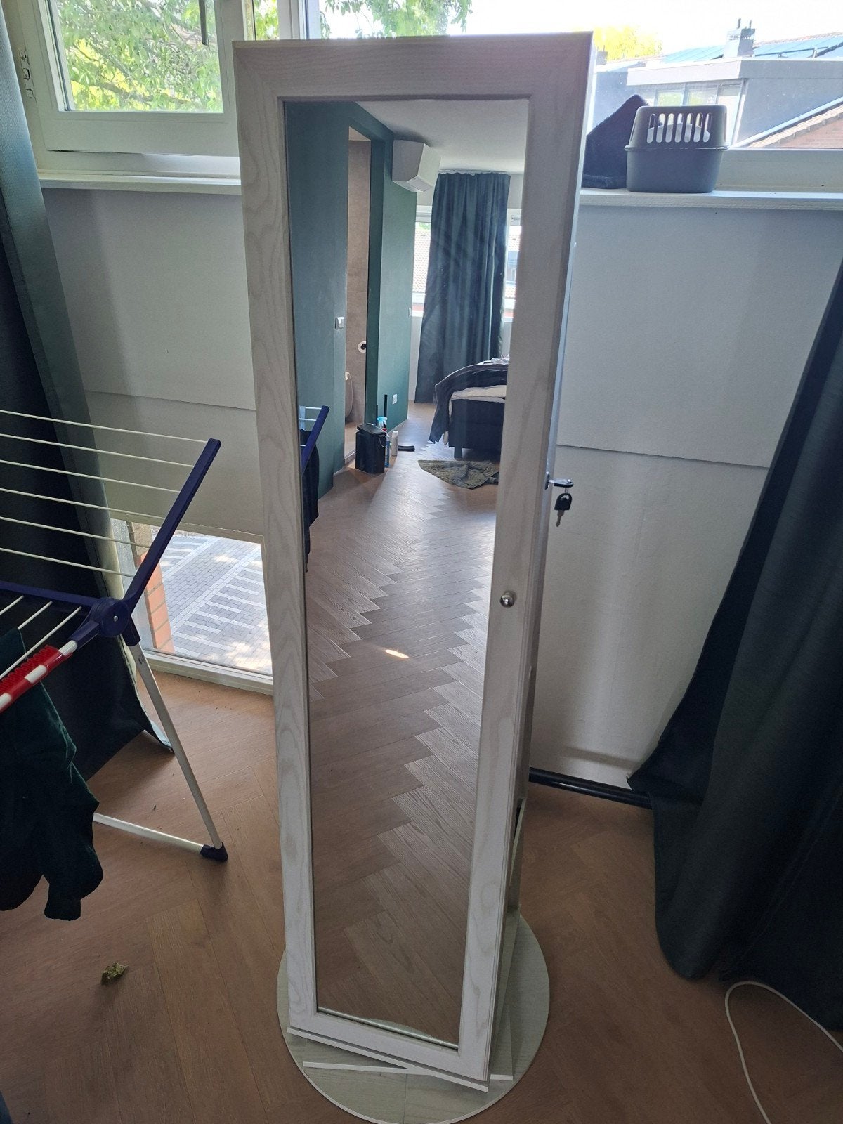 Spiegelkast met opbergruimte en sieradenorganizer, Minder dan 50 cm, Ophalen of Verzenden, Zo goed als nieuw, 150 tot 200 cm