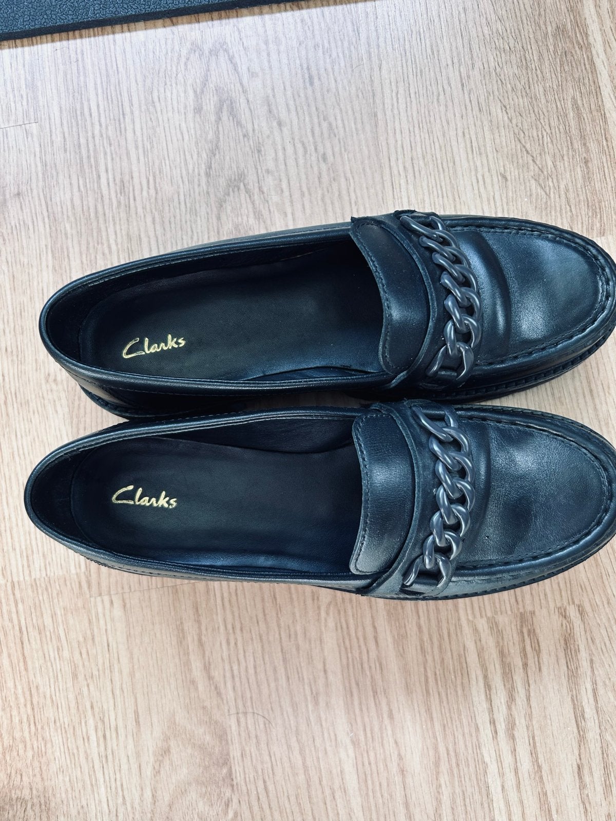 Clarks Orianna Bit Loafers - Zwart Leer - Maat 40, Ophalen of Verzenden, Zo goed als nieuw, Zwart, Instappers