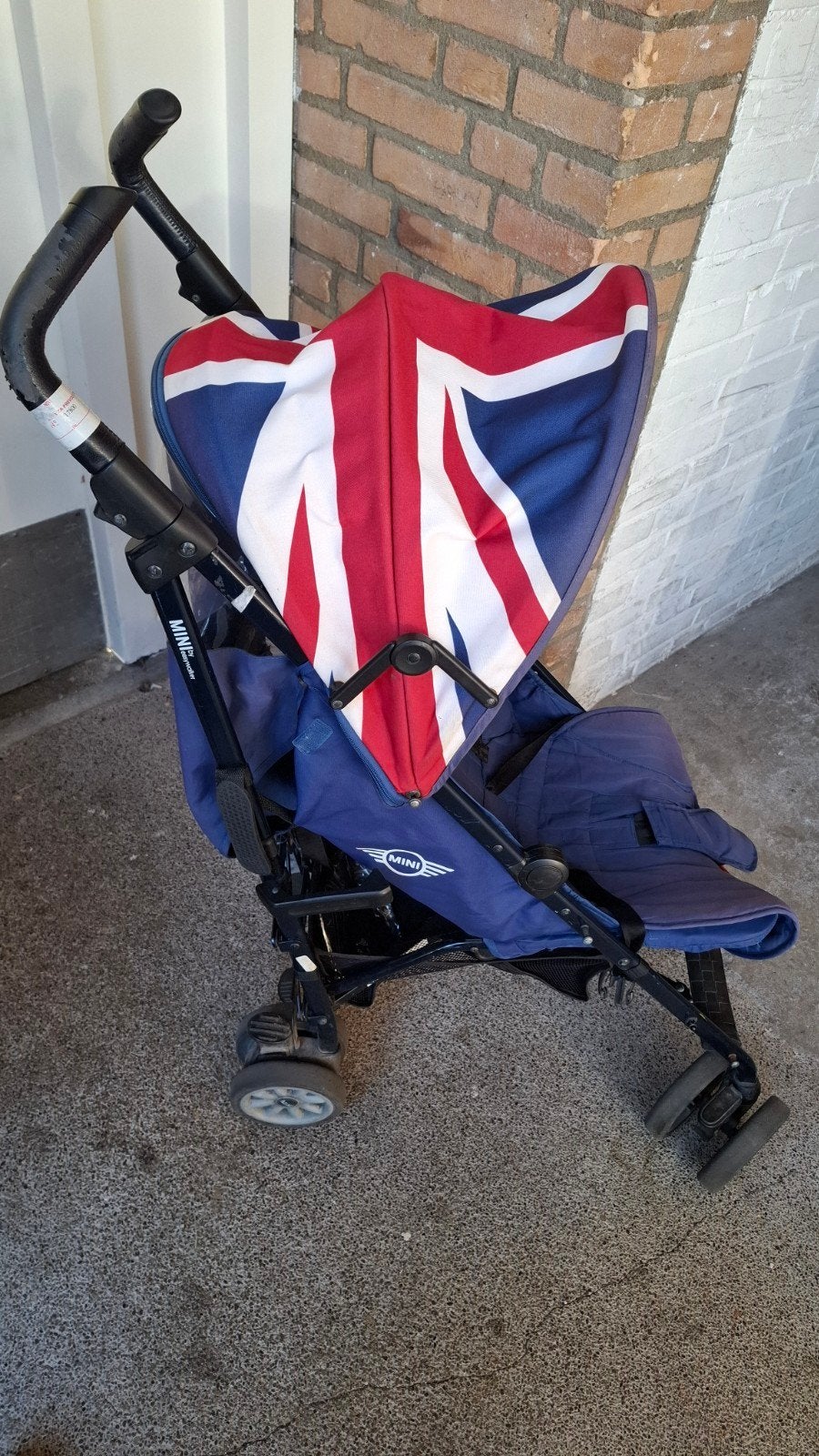 Stijlvolle Mini Cooper Buggy - Union Jack Design, Ophalen
