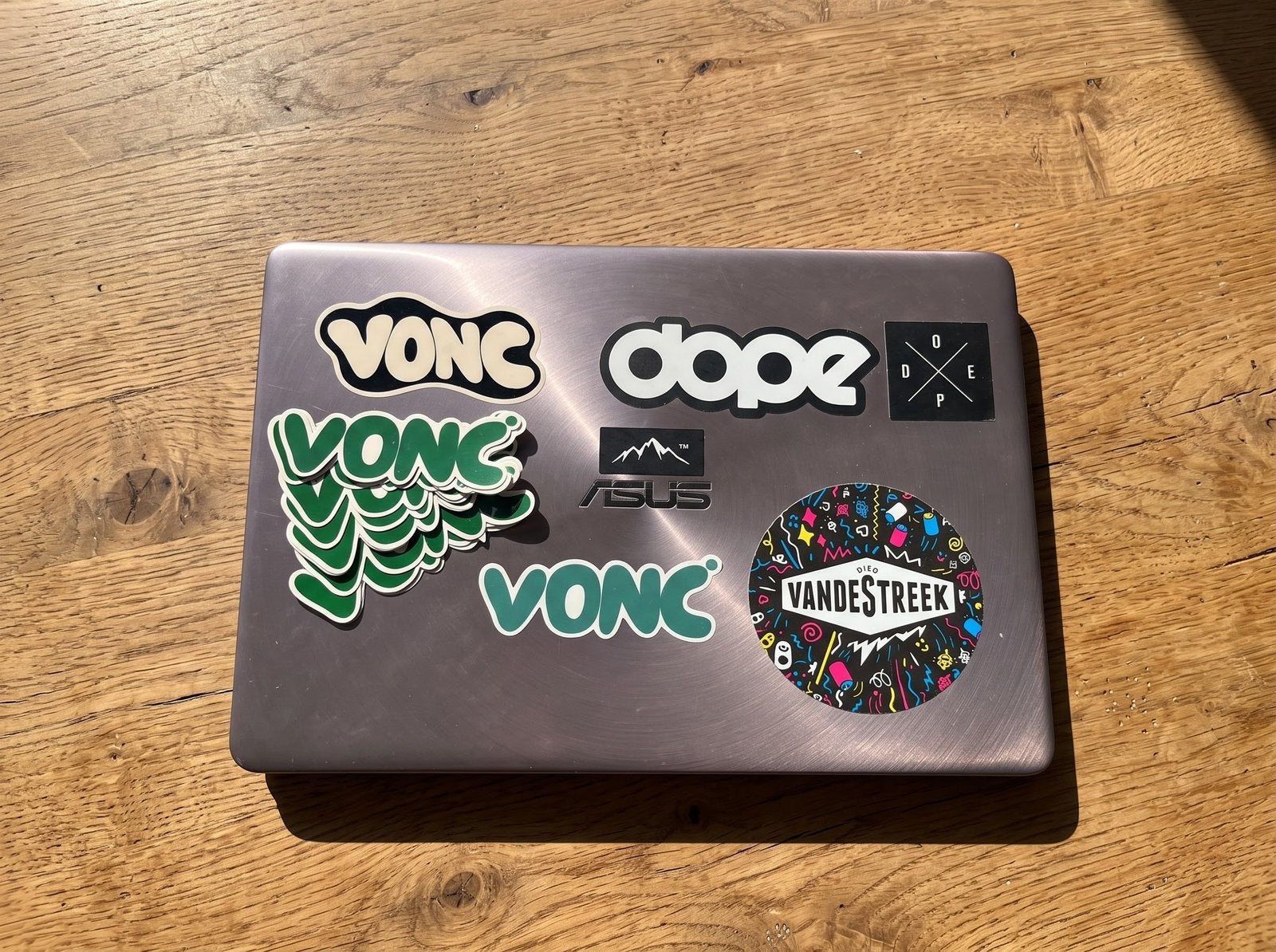 Full-color vinyl stickers op maat – meerdere designs, Ophalen of Verzenden, Zo goed als nieuw, Meerdere stickers