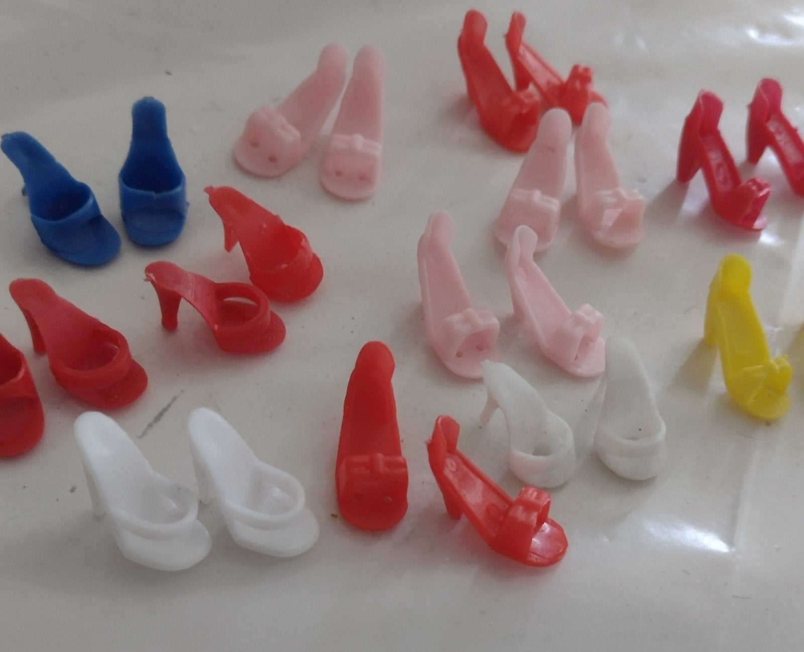 Diverse retro  Barbie slippers- verschillende kleuren, Verzamelen, Ophalen of Verzenden