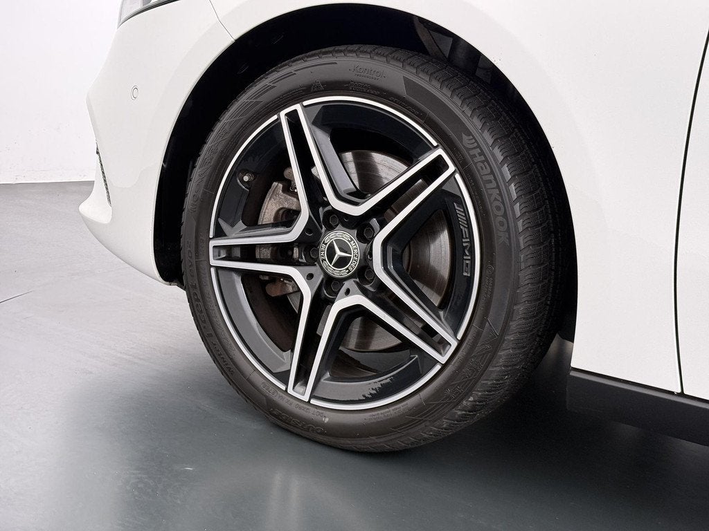 Mercedes-Benz A-klasse 250 e Limited | 18" AMG Velgen | Navi, Stof, Gebruikt, 4 cilinders, 16 kWh