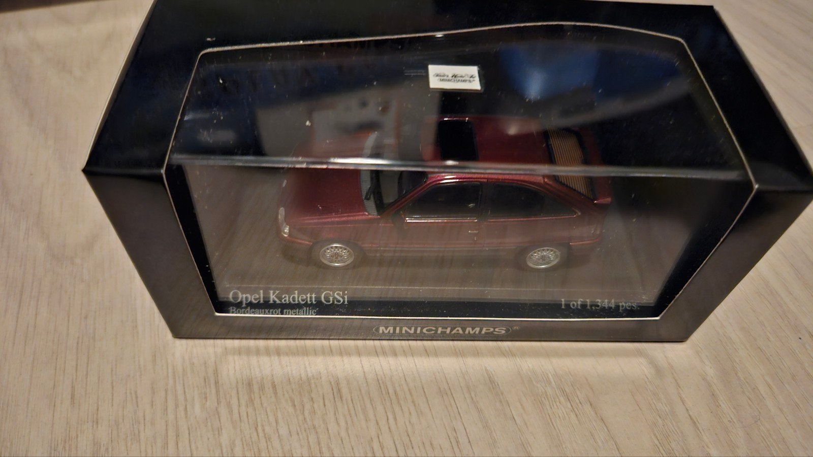 Minichamps Opel Kadett GSI - Bordeauxrood metallic, Ophalen of Verzenden, Nieuw, Overige typen