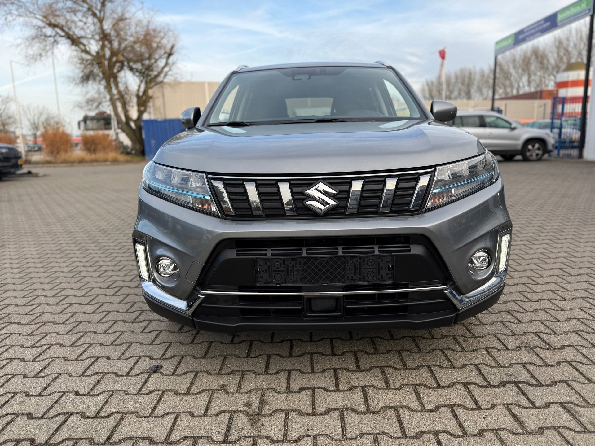 Suzuki Vitara 1.5 Hybrid Select Automaat (BOVAG/RIJKLAARPRIJ, 12 maanden, Stof, Gebruikt, Zwart