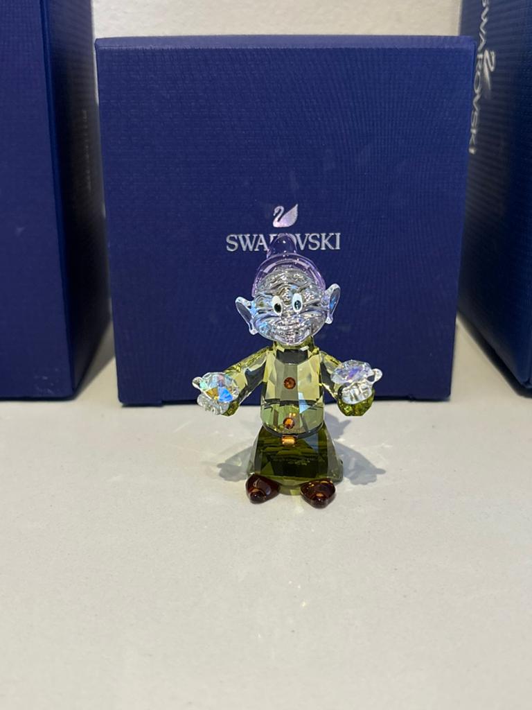 Swarovski disney dwerg Dopey, Ophalen of Verzenden, Zo goed als nieuw, Figuurtje