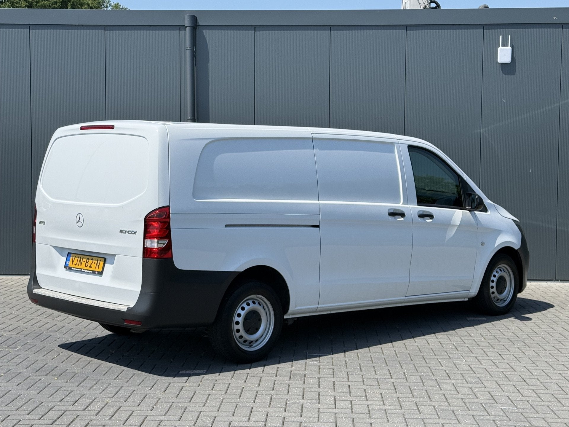 Mercedes-Benz Vito 110 CDI E6 MB / L3H1 / ORIG NL / AIRCO /, Auto's, Voorwielaandrijving, 15 km/l, Gebruikt, Euro 6