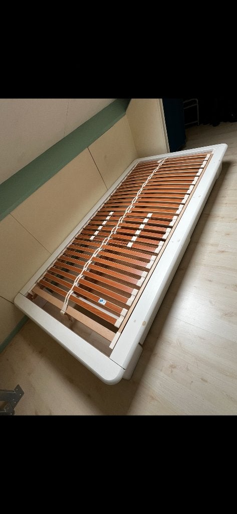Bed, Huis en Inrichting, Slaapkamer | Bedden, Gebruikt, Eenpersoons, 100 cm, 210 cm, Hout, Wit, Ophalen