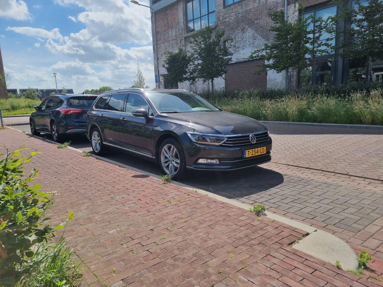 Volkswagen Passat 1.5 TSI 150pk ACT 2019 Grijs, Auto's, 730 kg, 1498 cc, Euro 6, 4 cilinders