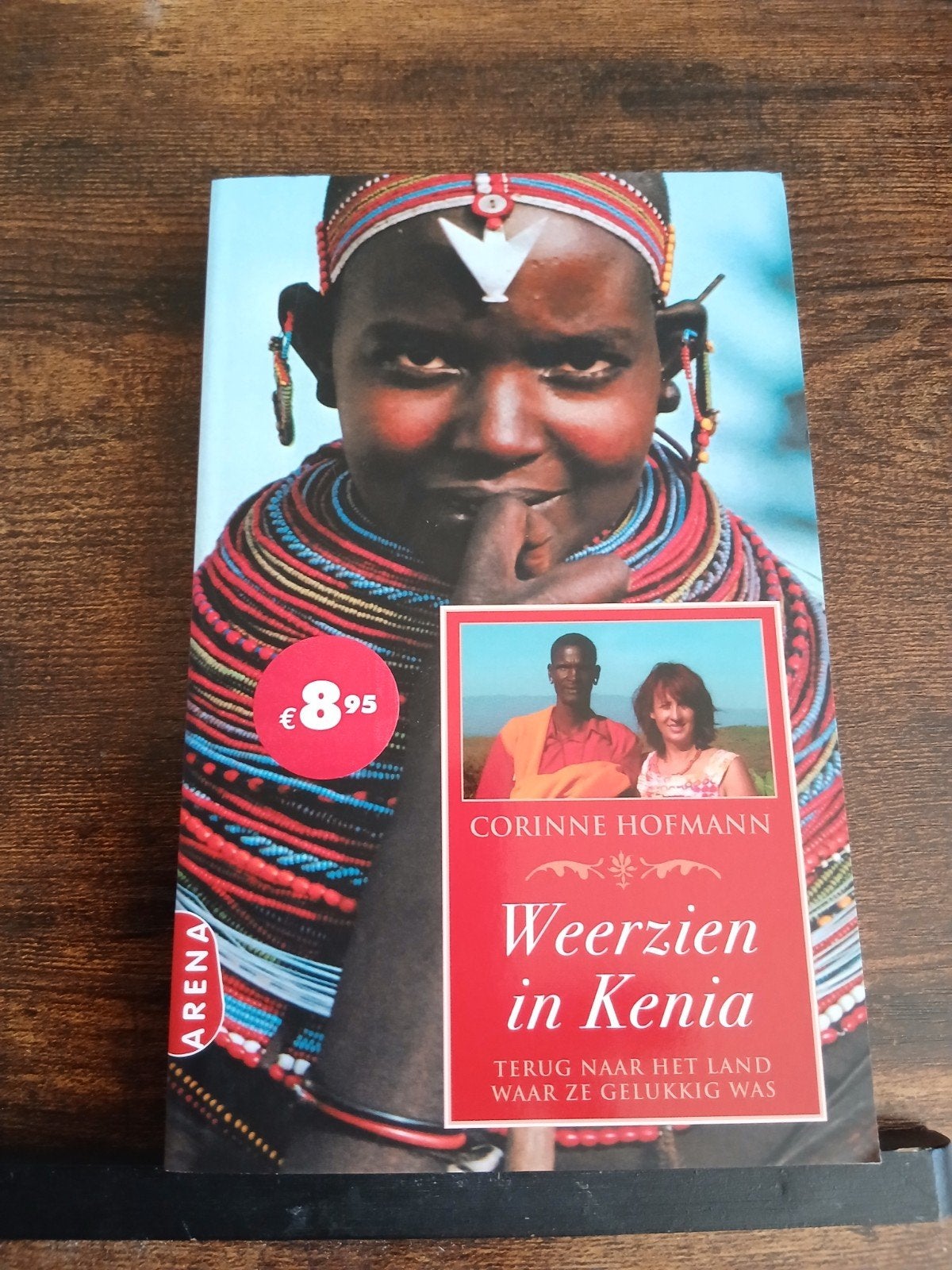Weerzien in Kenia - Corinne Hofmann (Zo goed als nieuw), Corinne Hofmann, Ophalen of Verzenden, Zo goed als nieuw, Nederland