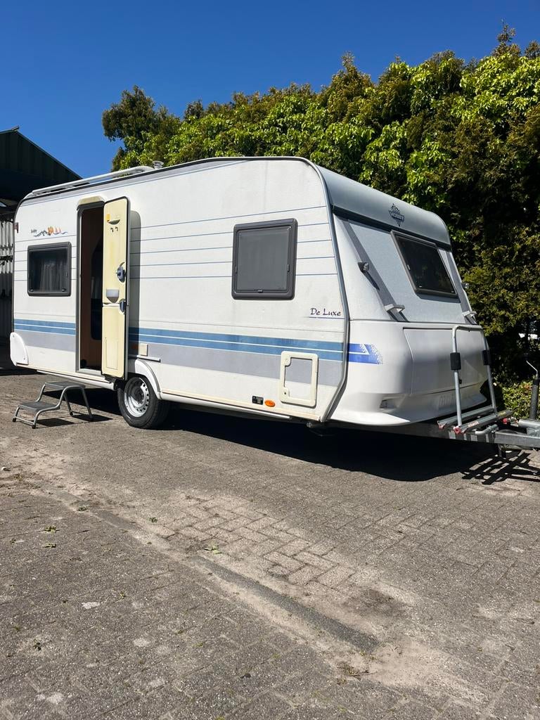 Te huur Hobby caravan 460 ufe, Caravans en Kamperen, Verhuur