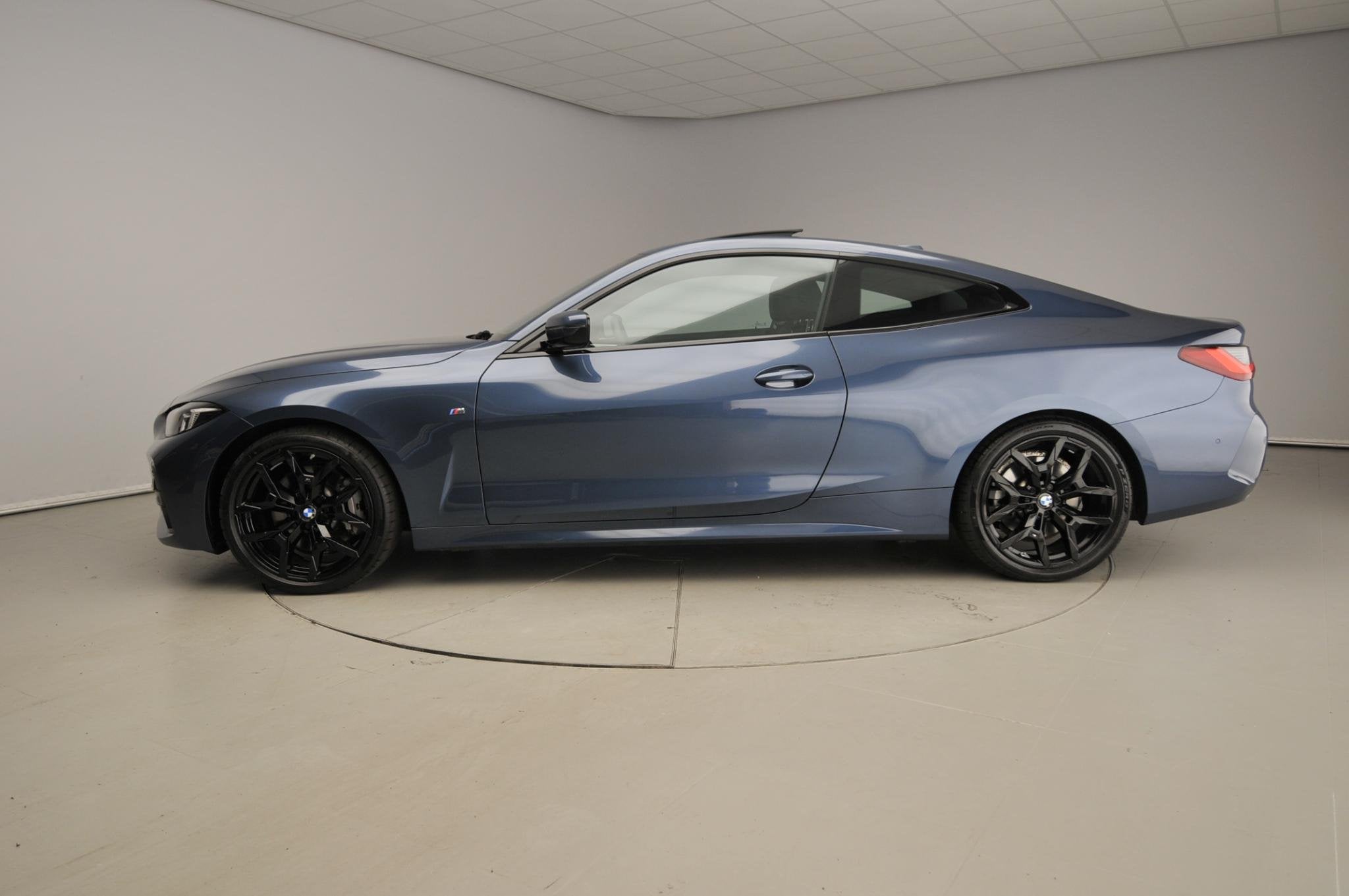 BMW 4 Serie Coupé 430i xDrive | M-Sportpakket | LED | Navig, Auto's, Automaat, Bedrijf, Vierwielaandrijving, BTW verrekenbaar