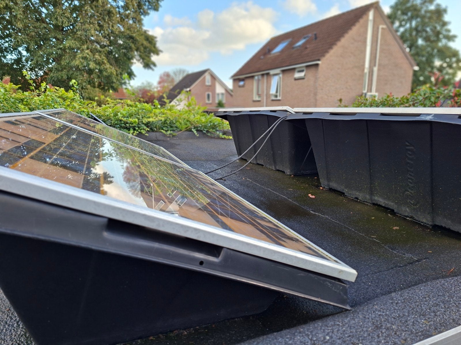 Gratis plug & play zonnepanelen set met omvormers, Ophalen, Gebruikt