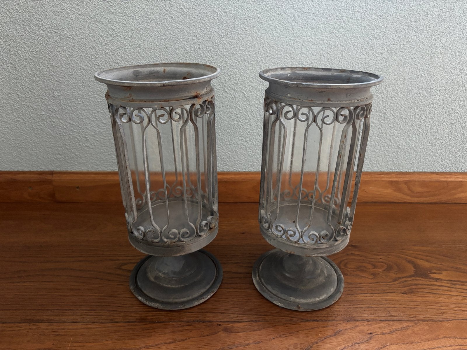 Metalen windlichten vintage met glas, Antiek en Kunst, Ophalen of Verzenden, Overige materialen