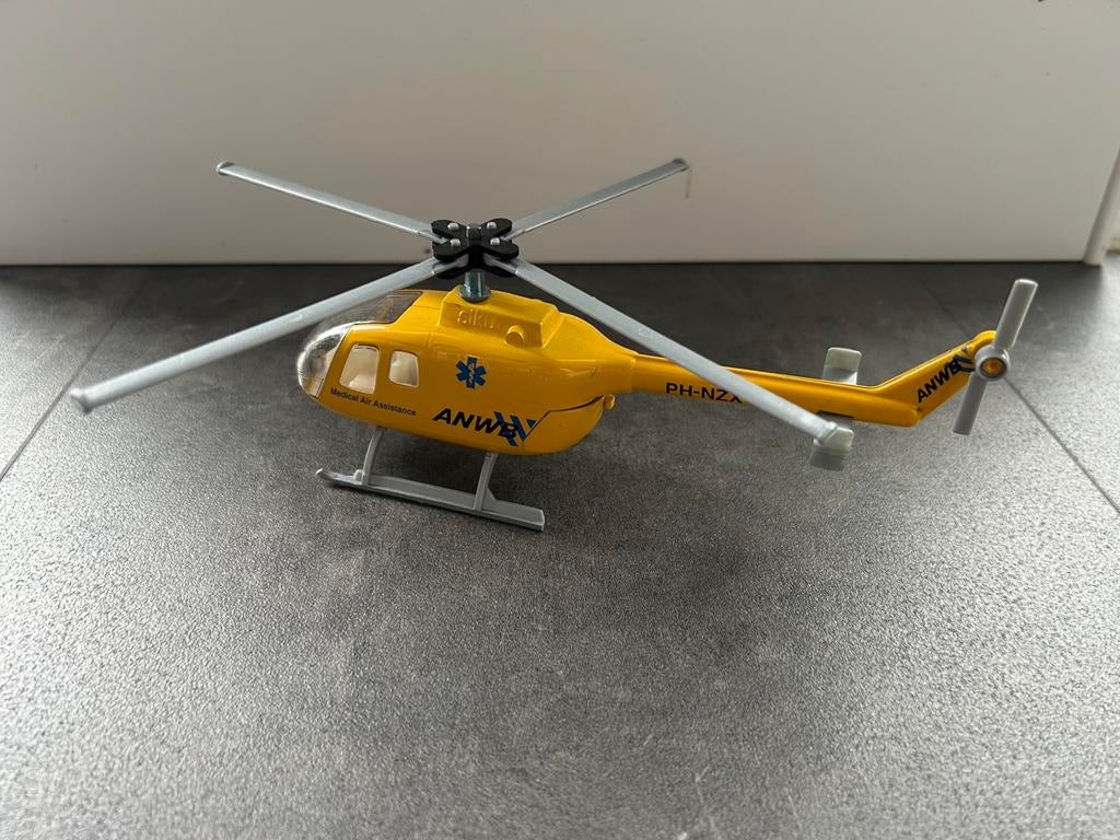 Siku 2531 ANWB helikopter, Ophalen of Verzenden, Zo goed als nieuw, Overige typen, SIKU