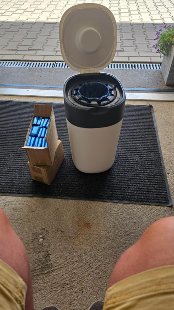 Tommee Tippee luieremmer met navulcassettes, Kinderen en Baby's, Ophalen of Verzenden, Zo goed als nieuw