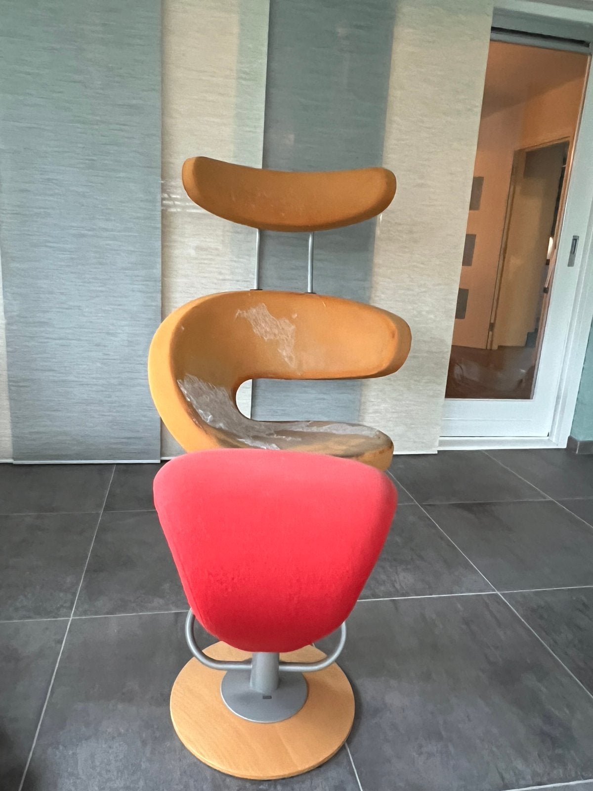 Stokke Peel fauteuil met voetensteun / hocker, Huis en Inrichting, Fauteuils, Ophalen, Gebruikt, 75 tot 100 cm, Stof