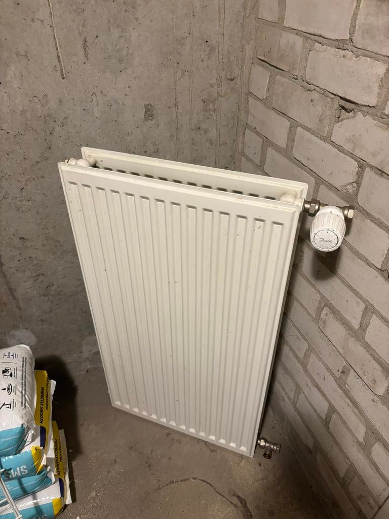 Radiator/ oud ijzer, Doe-het-zelf en Verbouw, Verwarming en Radiatoren, Ophalen, Gebruikt, Radiator, Minder dan 60 cm