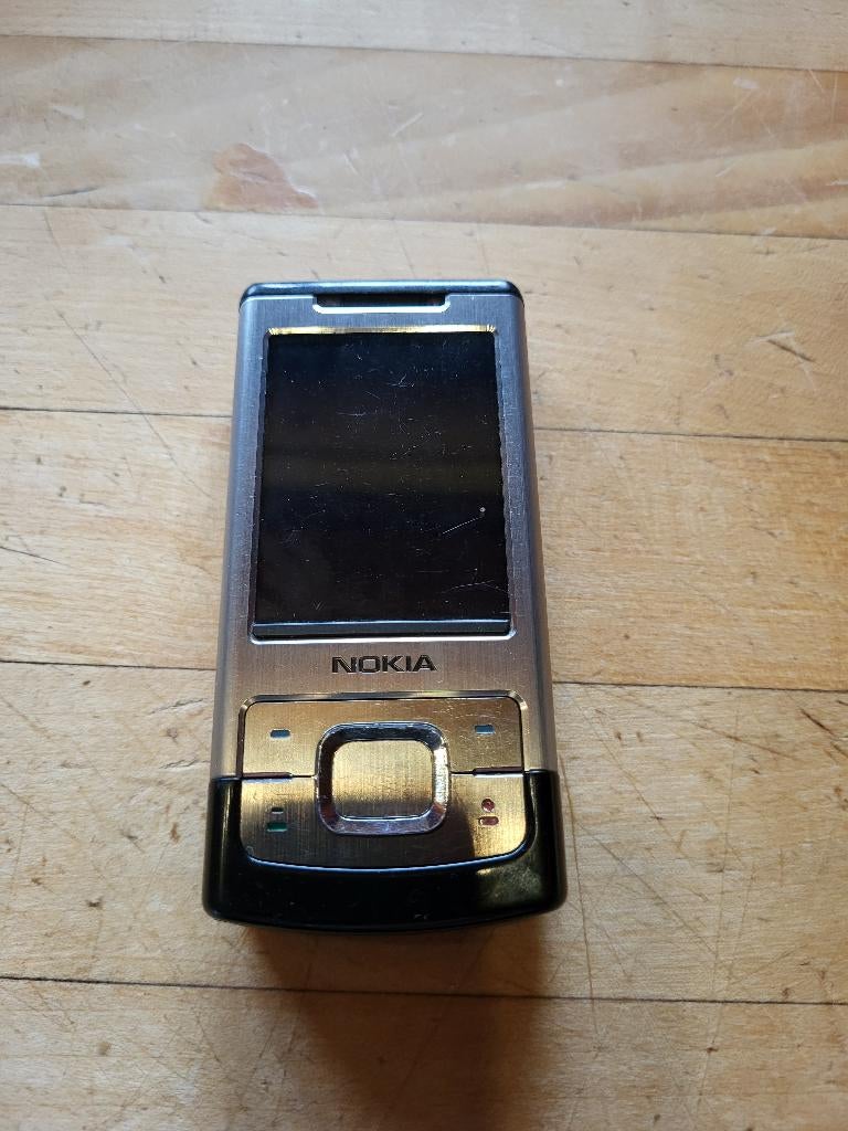 Nokia 6500 slide, Gebruikt, Schuifmodel, Fysiek toetsenbord, 3 tot 6 megapixel