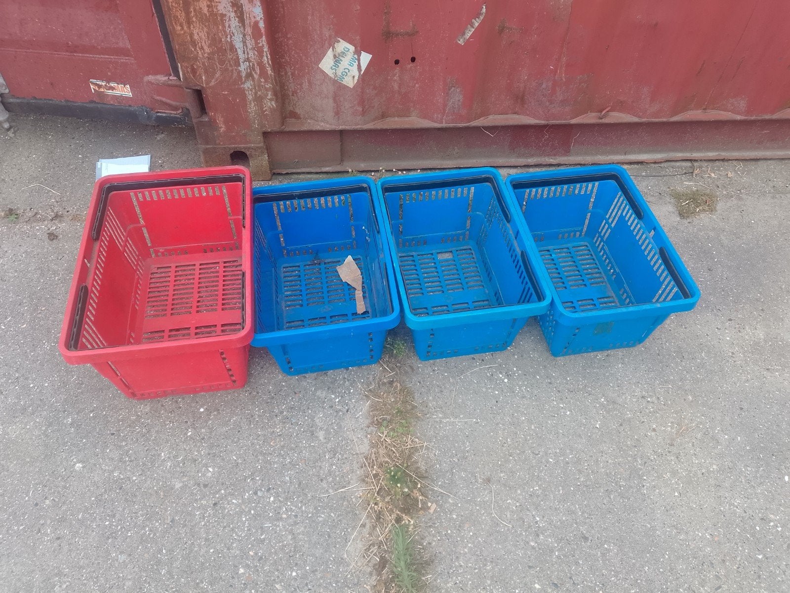 Plastic winkelmandjes C1000? en AH 4x, Ophalen, Doos, Minder dan 35 cm, Minder dan 50 cm