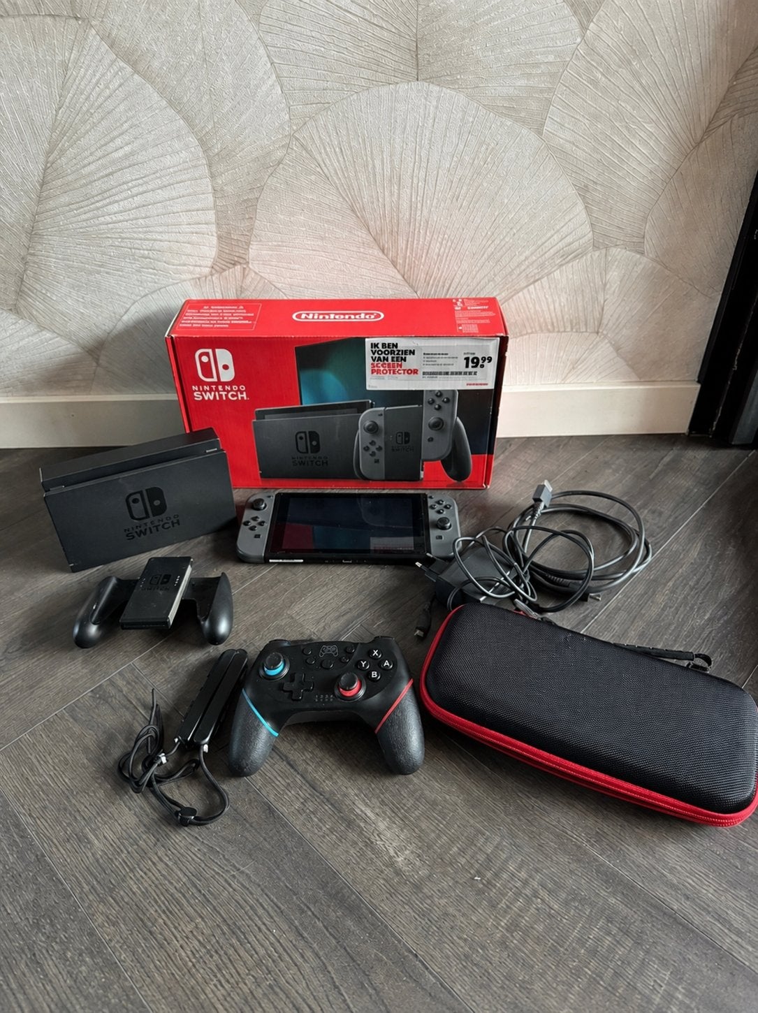 Nintendo Switch V2, Spelcomputers en Games, Spelcomputers | Nintendo Switch, Zo goed als nieuw, Switch 2019 Upgrade, Met 1 controller