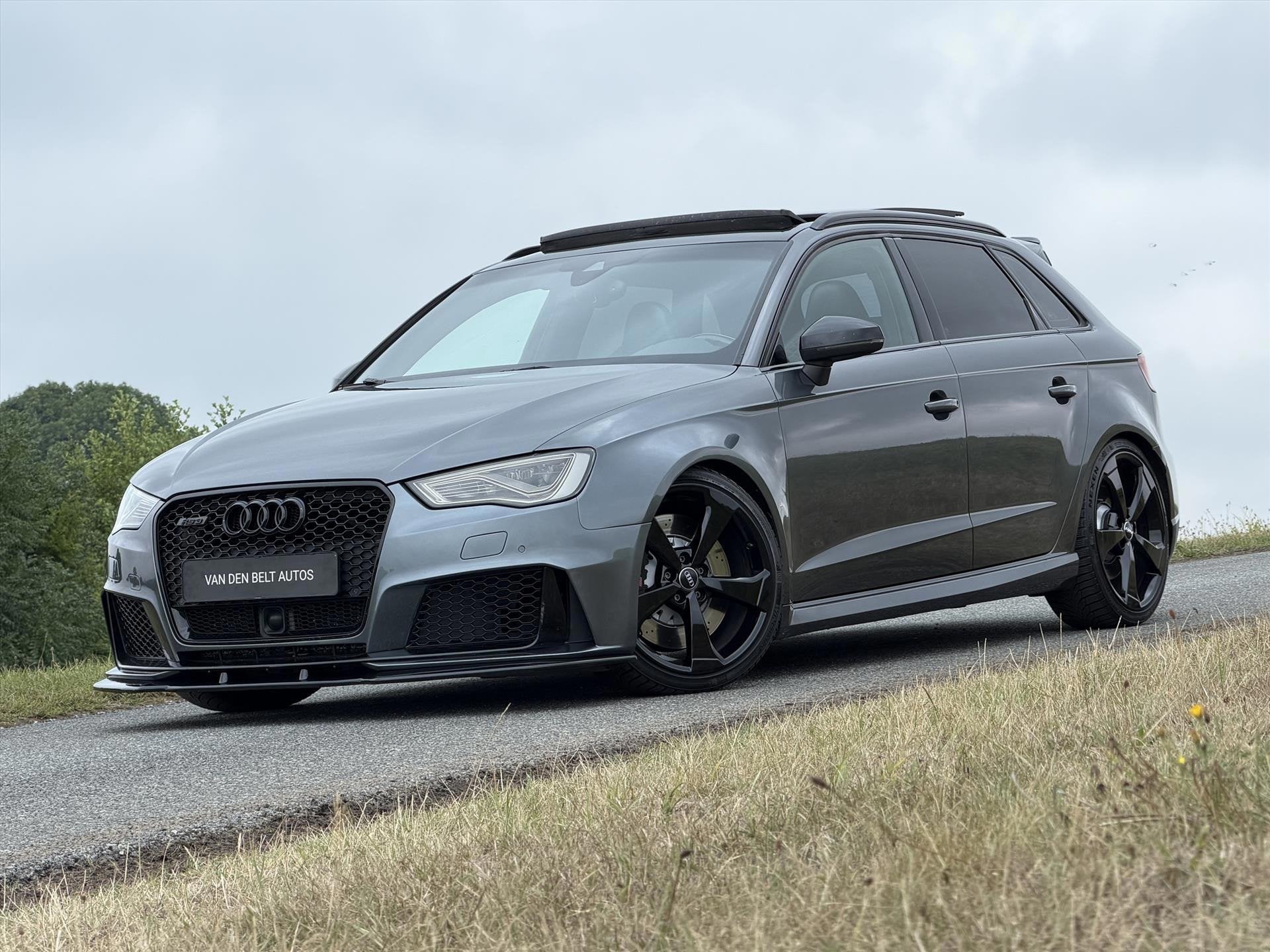Audi RS3 2.5 TFSI 367PK Quattro |Pano |Carbon |Led stuur |Sc, Gebruikt, RS3, 367 pk, Leder