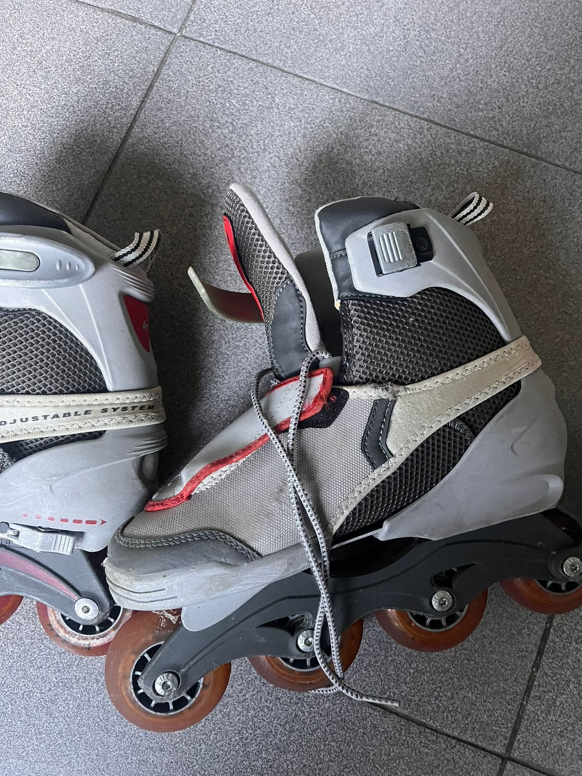 Online skates, Ophalen of Verzenden, Verstelbaar, Zo goed als nieuw, Inline skates 4 wielen