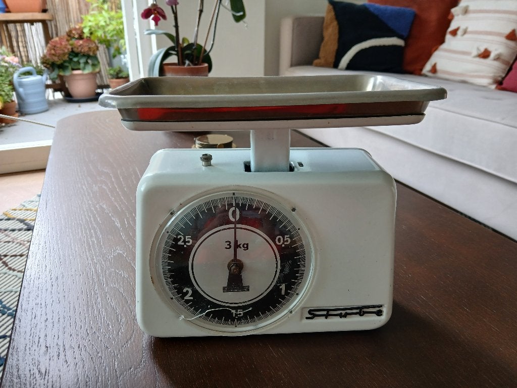 Vintage weegschaal Stube, Ophalen of Verzenden