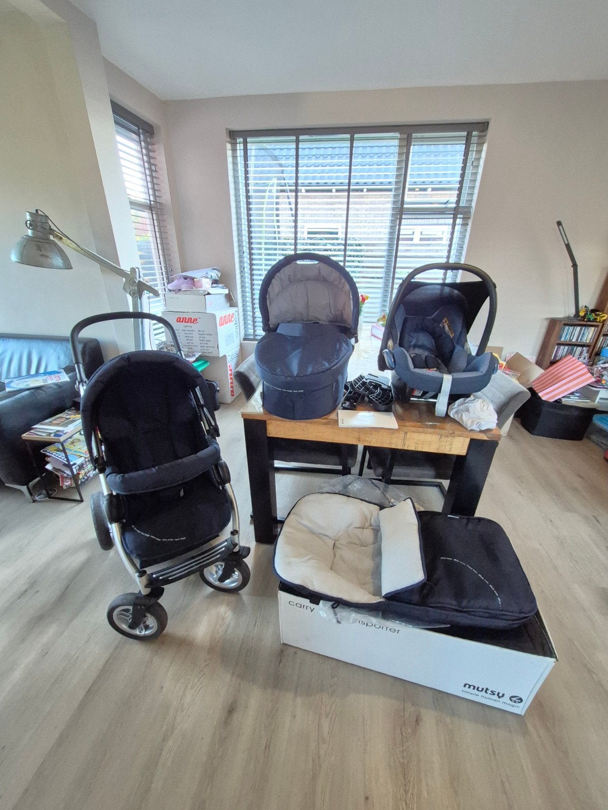 Mutsy complete combi kinderwagen met Maxi-Cosi en adapters, Ophalen, Gebruikt, Combiwagen, Met autostoeltje