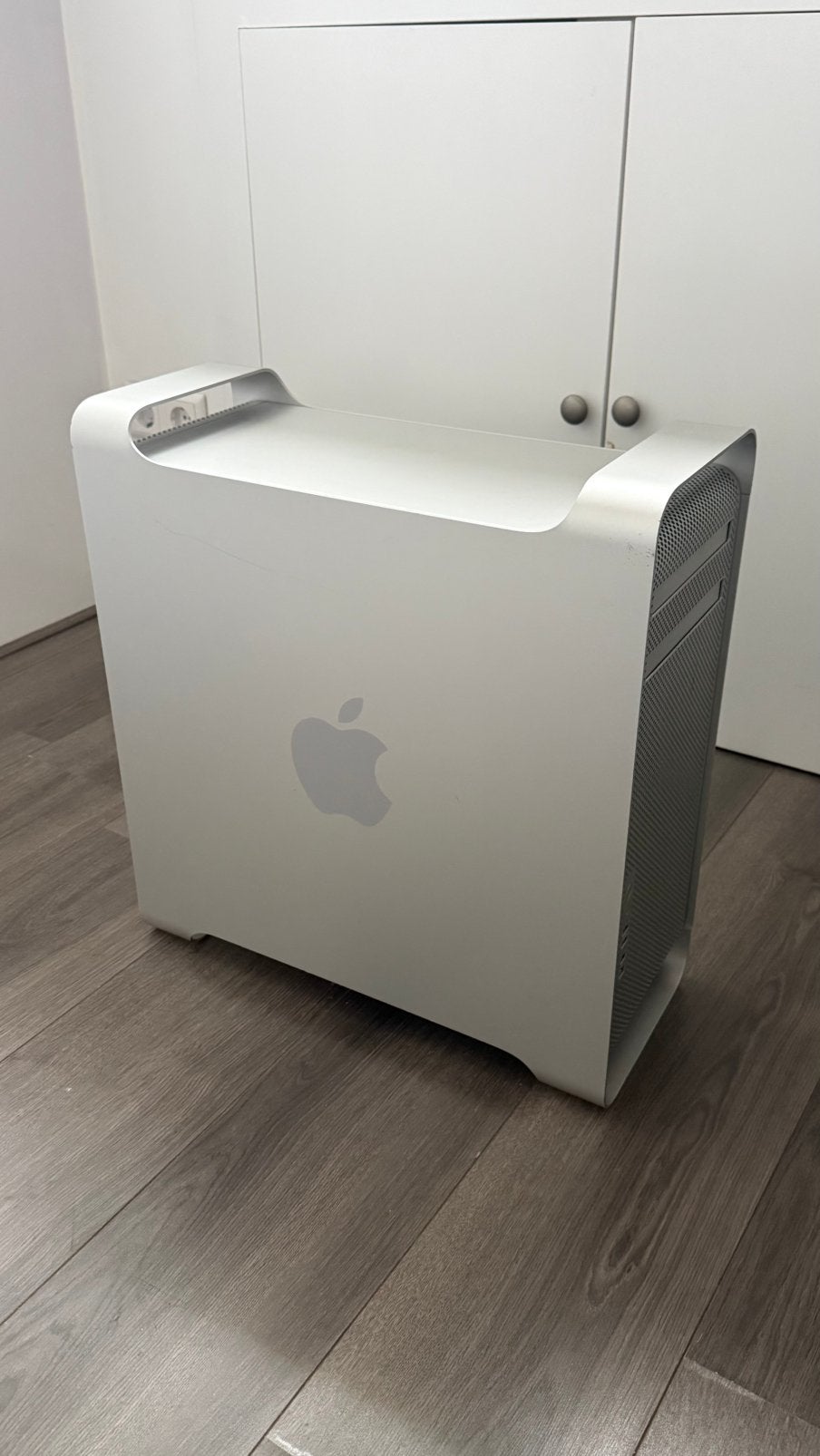 Apple Mac Pro (Late 2006) – Model A1186 / EMC 2113, Computers en Software, Apple Desktops, Ophalen, 2 tot 3 Ghz, Niet werkend