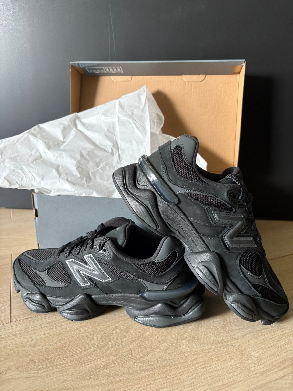 Nieuwe new balance U9060 maat 38.5, Kleding | Dames, Ophalen of Verzenden, Nieuw, Zwart, Sneakers of Gympen