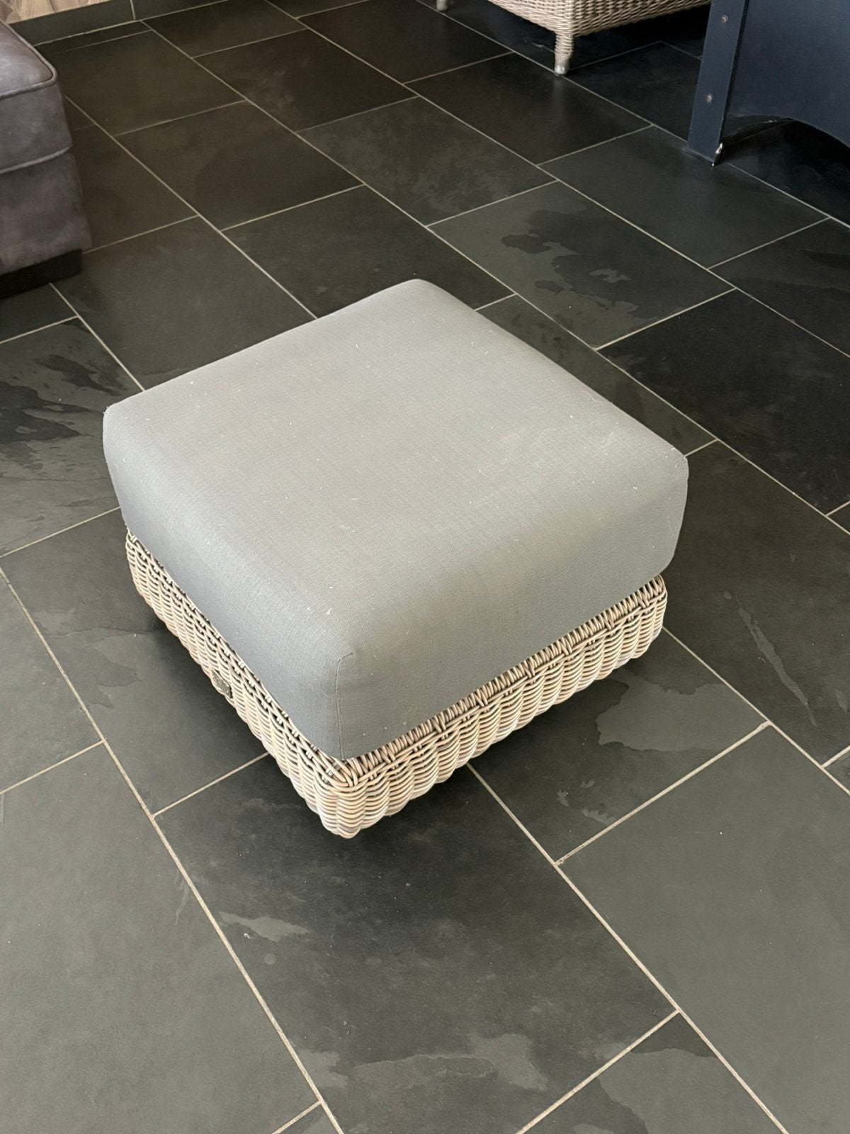 4so kingston voetenbankje, Tuin en Terras, Tuinstoelen, Ophalen of Verzenden, Zo goed als nieuw, Wicker