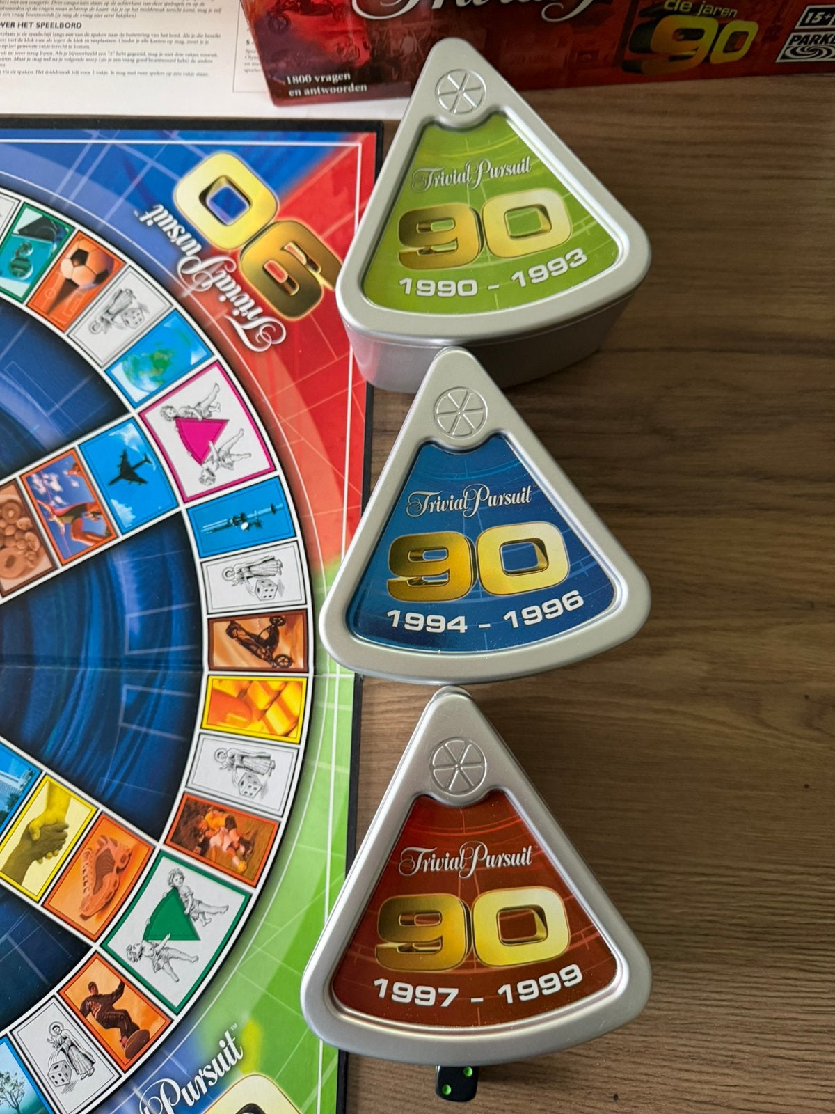 Zo goed als nieuw: Triviant jaren 90 (en 2 extra boxen), Ophalen of Verzenden, Zo goed als nieuw
