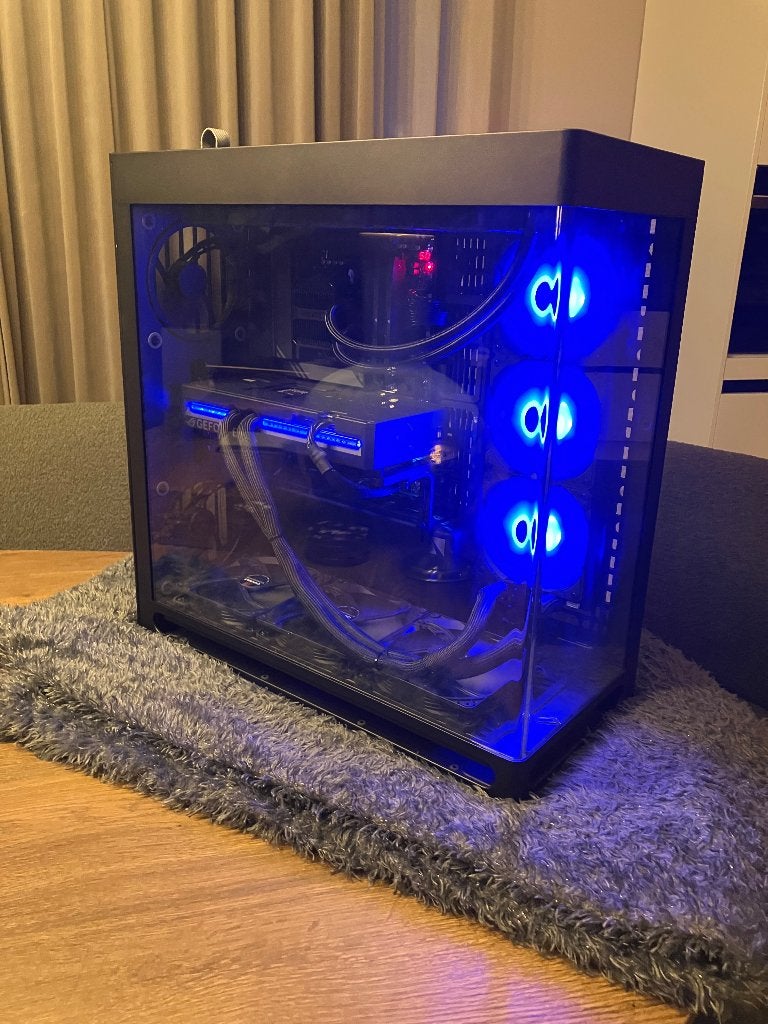 High-End PC – 5090 Astral LQ / Ryzen 7 9800X3D / 32GB DDR5, Ophalen, 32 GB, Zelfgebouwde PC, Zo goed als nieuw