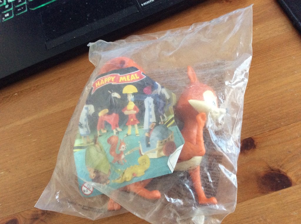 Happy Meal toy Disney Keizer Kuzco Eekhoorn kunststof. Nieuw, Ophalen of Verzenden, Overige figuren, Nieuw, Beeldje of Figuurtje