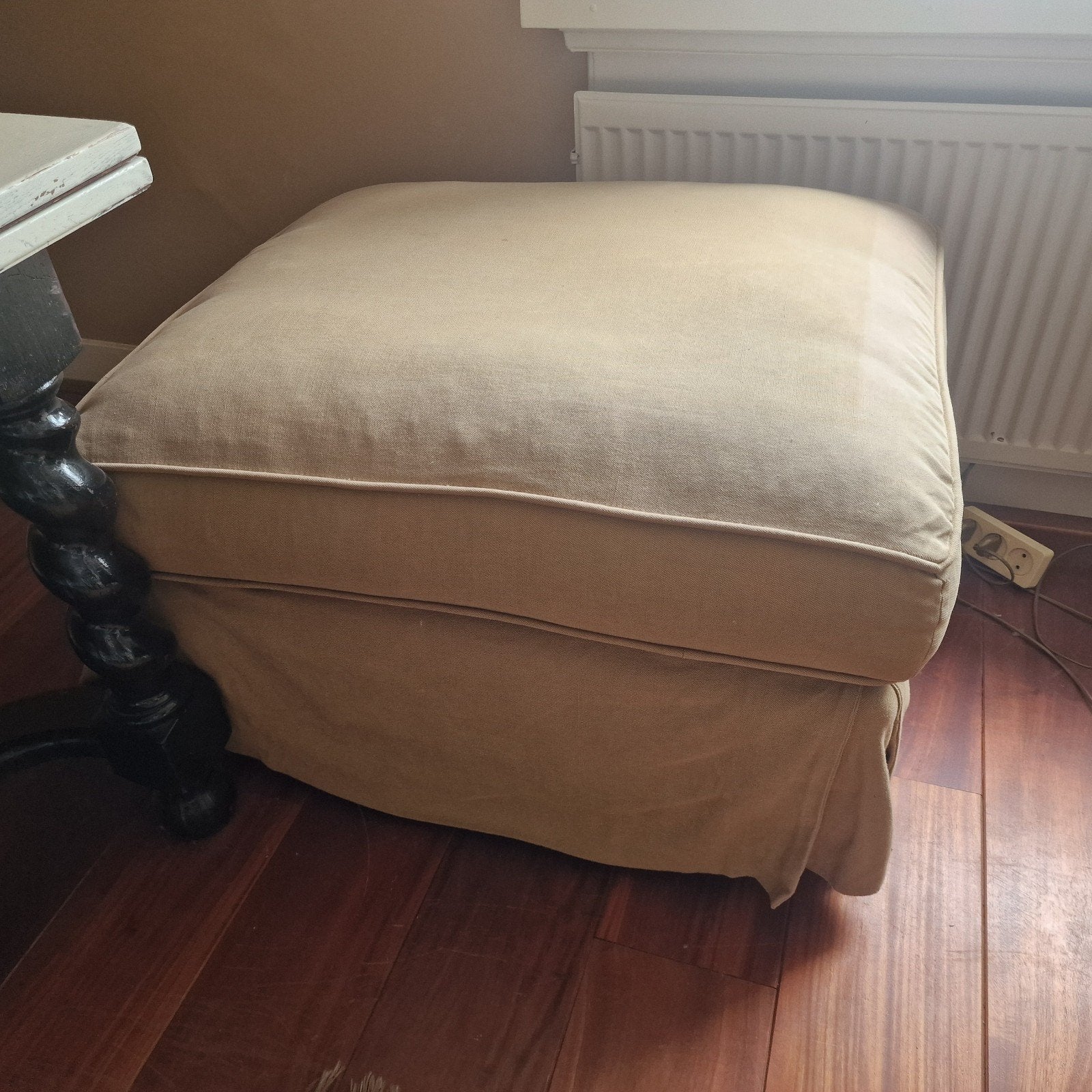 Grote poef/footstool, Ophalen, Gebruikt, Rechthoekig