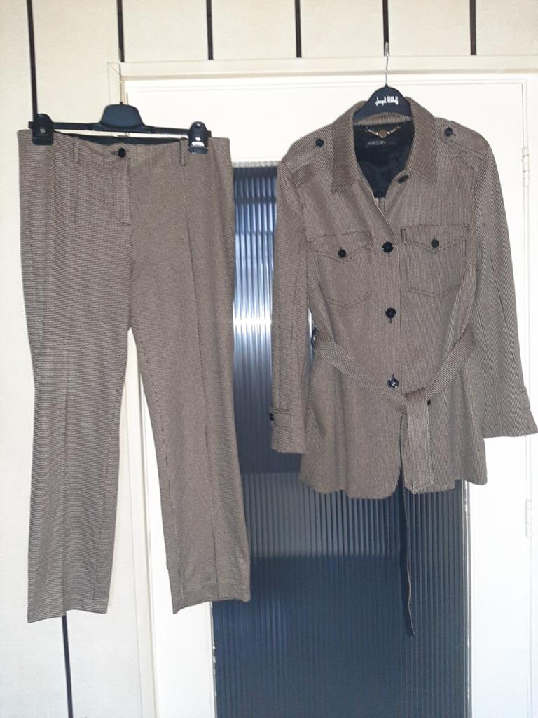 MARCCAIN pak maat 42-44, Kostuum of Pak, Bruin, Verzenden, Maat 42/44 (L)