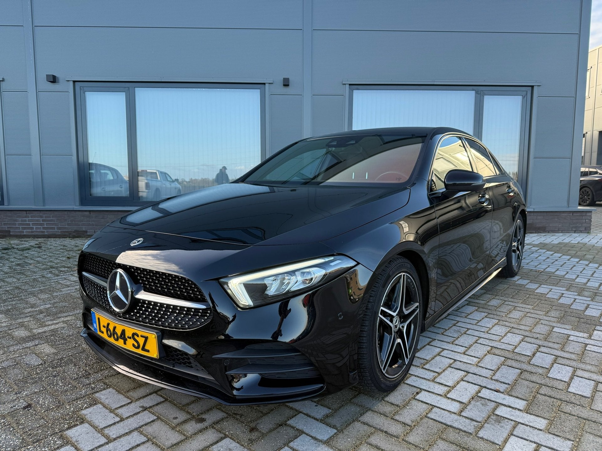 Mercedes-Benz A-klasse 180 Business Solution AMG // Automaat, Auto's, Mercedes-Benz, Bedrijf, Te koop, A-Klasse, ABS, Achteruitrijcamera