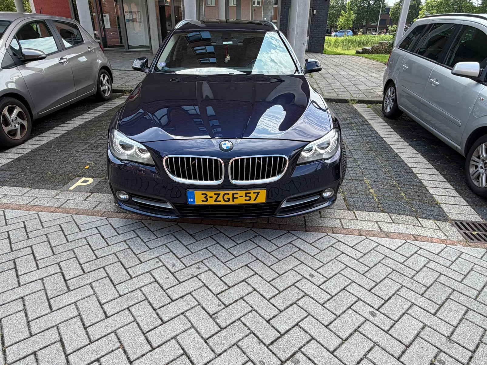 BMW 528i Goed onderhouden | 4x Nieuwe Pirelli All Season, Automaat, Achterwielaandrijving, 4 cilinders, 2000 kg
