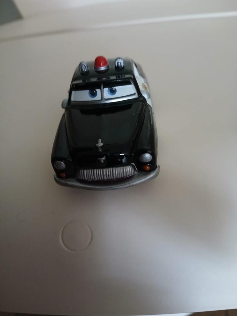 Cars auto Mattel Disney wagen 1:55. ZGAN Modelauto., Ophalen of Verzenden, Zo goed als nieuw