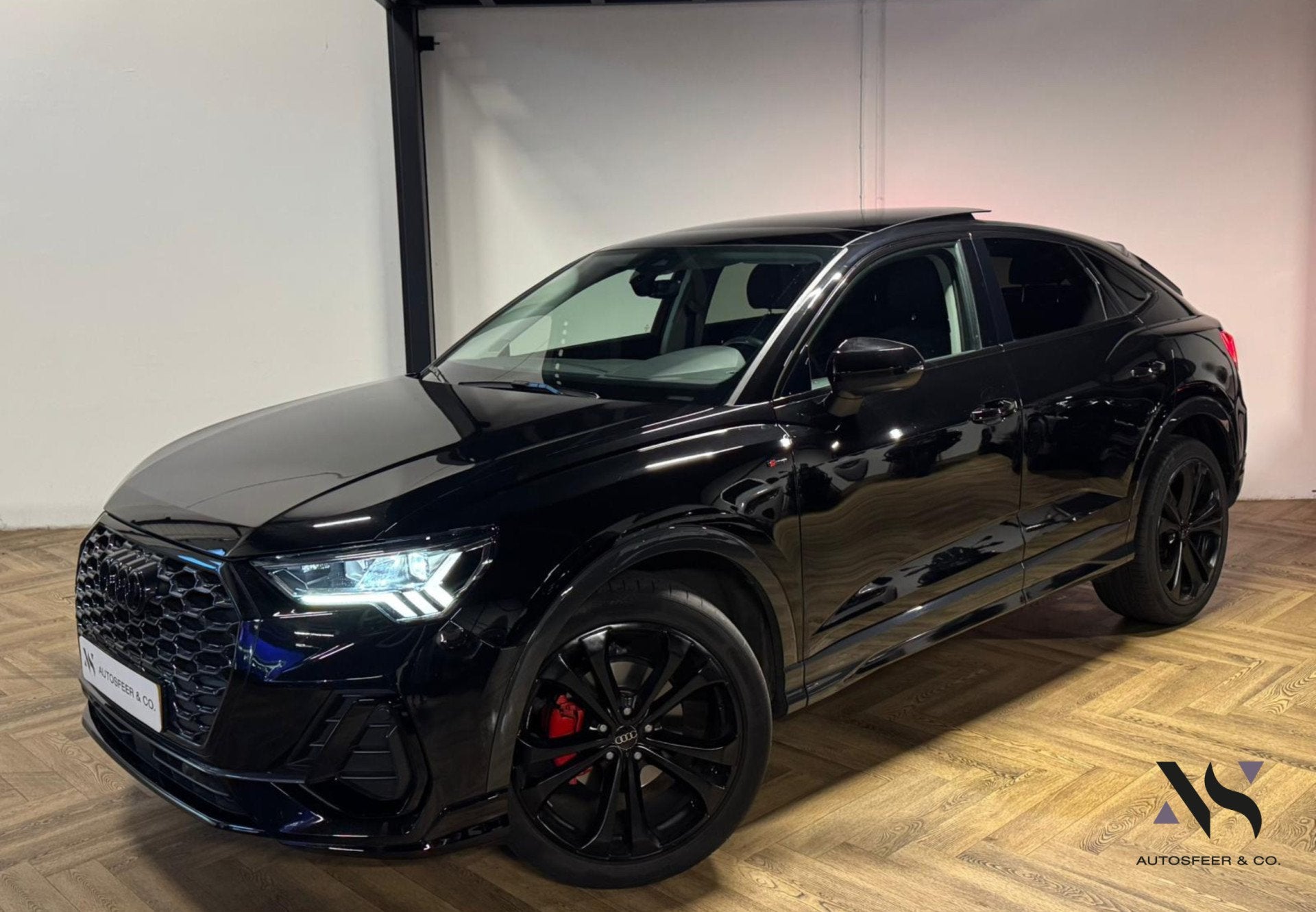 Audi Q3 Sportback 35 TFSI S Edition Competition PANO VOL', Auto's, Audi, Zwart, 4 cilinders, 150 pk, Bedrijf
