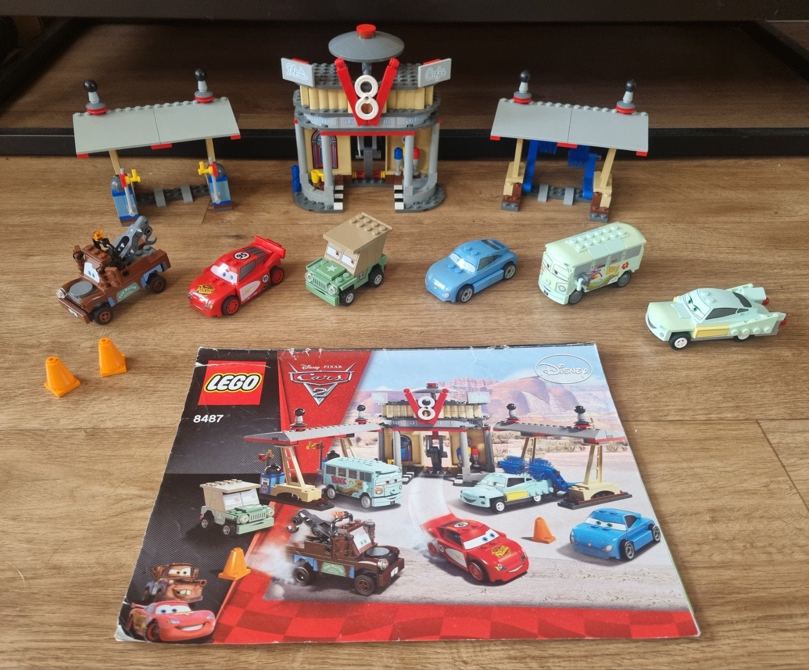 Lego Cars 8487 Flo's V8 Cafe, Gebruikt, Lego, Inclusief instructies, Ophalen of Verzenden