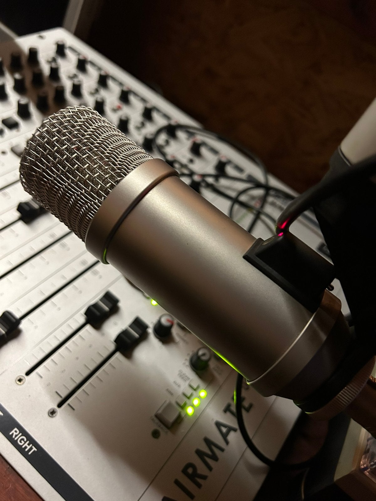 Rode Broadcaster radiomic, Ophalen of Verzenden, Zo goed als nieuw, Studiomicrofoon
