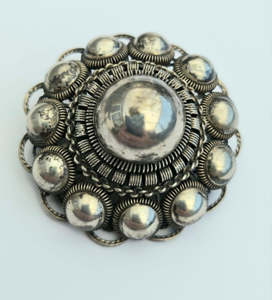 Grote Antieke Zilveren Broche Zeeuwse Knoop, Sieraden, Tassen en Uiterlijk, Antieke sieraden, Verzenden, Zilver