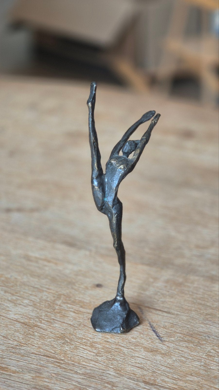 Brons design-sculptuur Corry Ammerlaan-van Niekerk., Antiek en Kunst, Minder dan 20 cm, Ophalen of Verzenden, Brons, Beeld