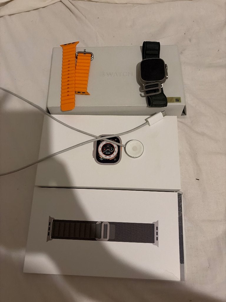 Foto 2 van Apple Watch Ultra 1 49mm 96% Battery Health