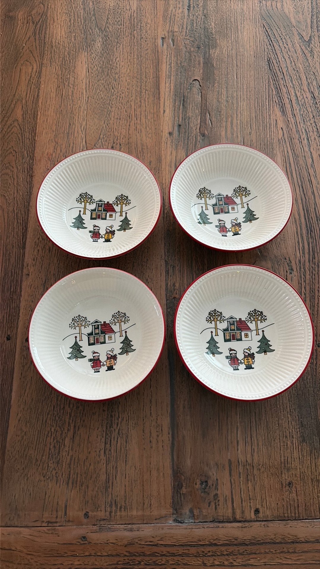 Wedgwood kerstservies, Ophalen of Verzenden, Zo goed als nieuw, Porselein, Schaal of Schalen