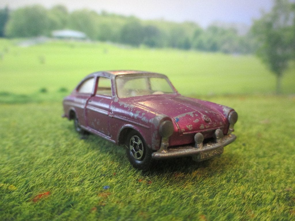 1:61 Volkswagen 1600 TL Fastback Matchbox Superfast '70PAARS, Ophalen of Verzenden, Gebruikt, Auto