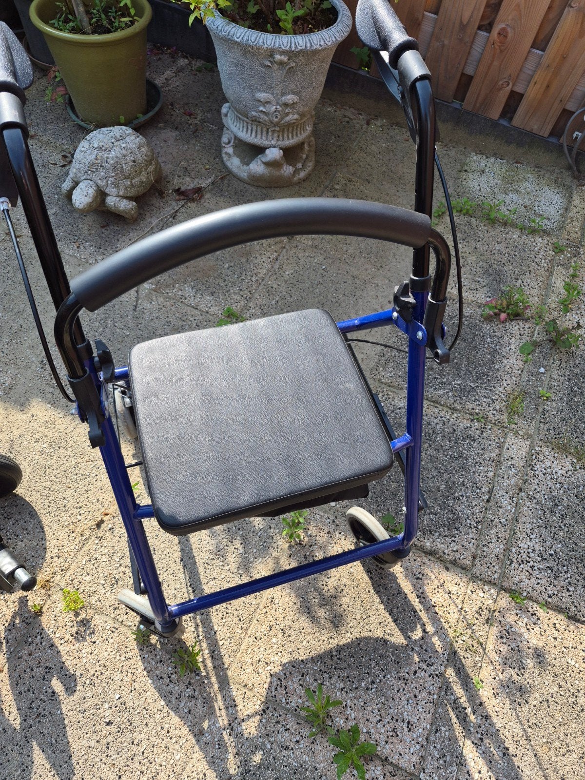 ROLLATOR blauw, Diversen, Rollators, Ophalen, Zo goed als nieuw
